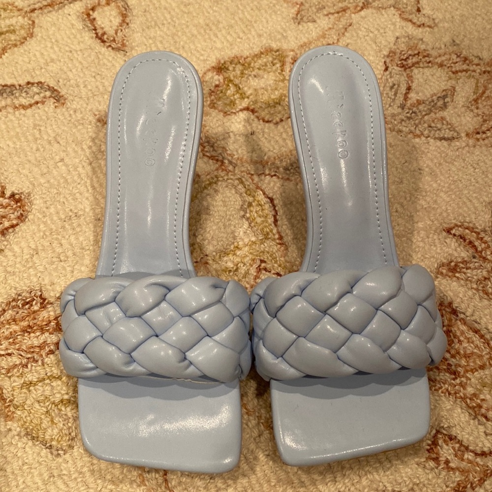Woven Sandal, brand new